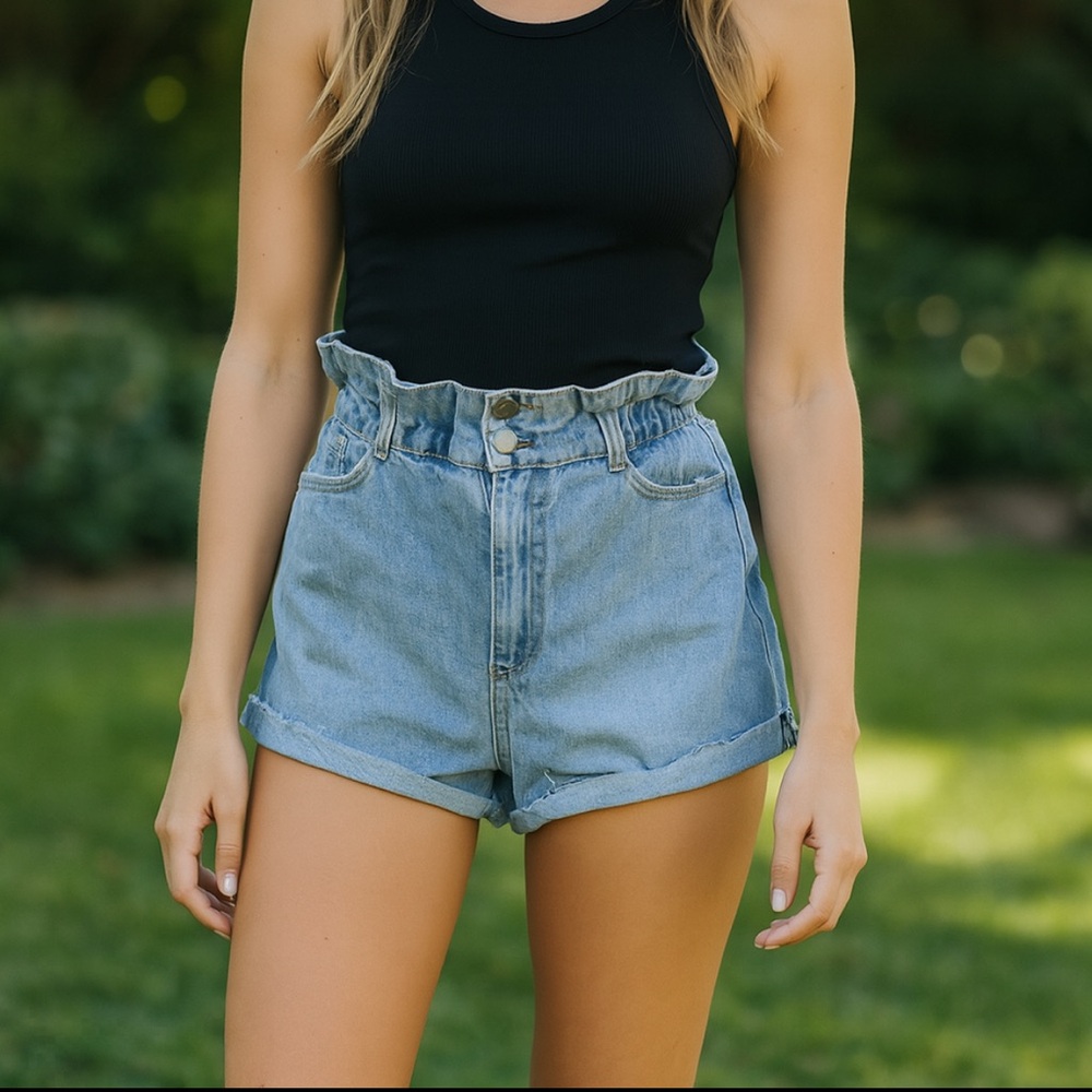 VEVERET High Waist Paperbag Shorts